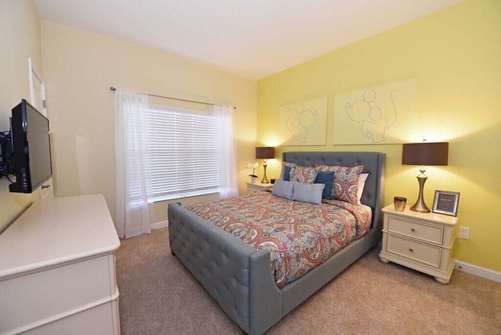 undefined Storey Lake IHR 3058 5