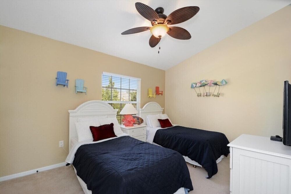 undefined 3 Bed 3 Bath Villa w Private Pool - Near Disney 5