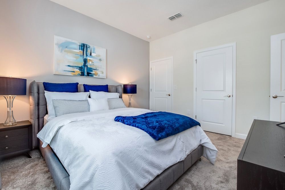 4 Bedroom Town Home with Pool House (4838LLANE) 40