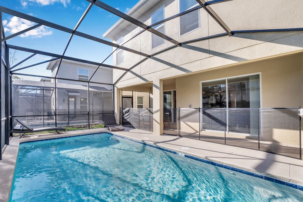 Fabulous 6 Bed Storey Lake Villa Pool & Spa 2145bmd Villa (2145BMD) 7