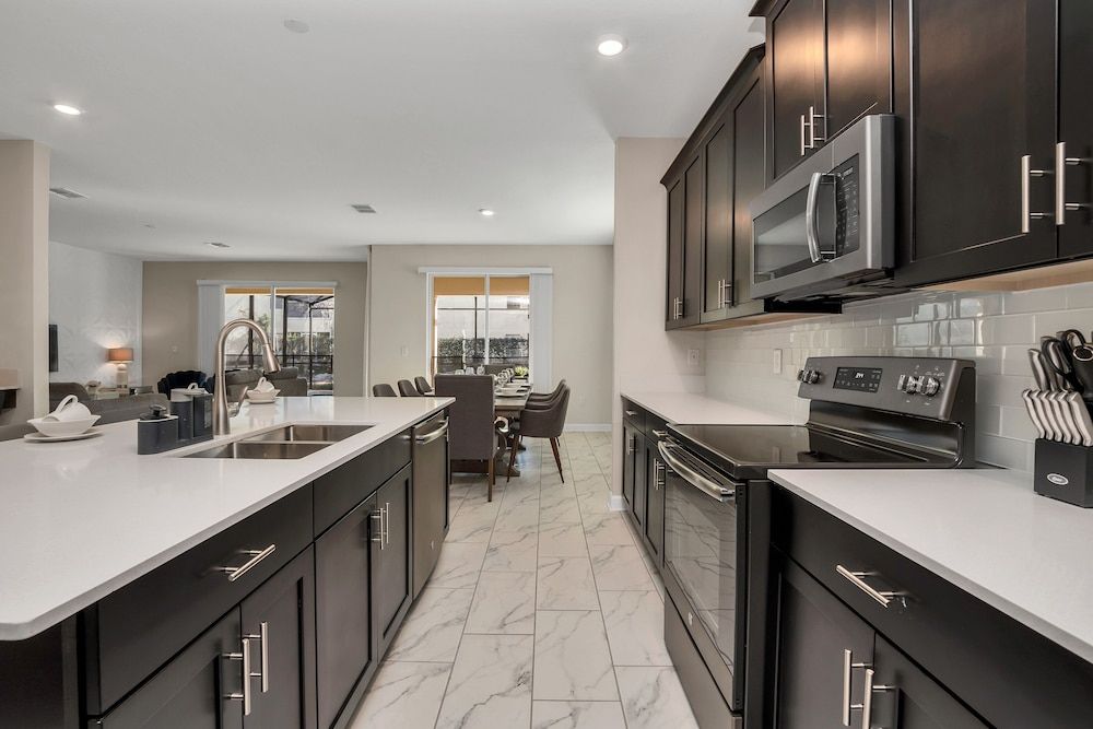 Fabulous 6 Bed Storey Lake Villa Pool & Spa 2145bmd Villa (2145BMD) 23