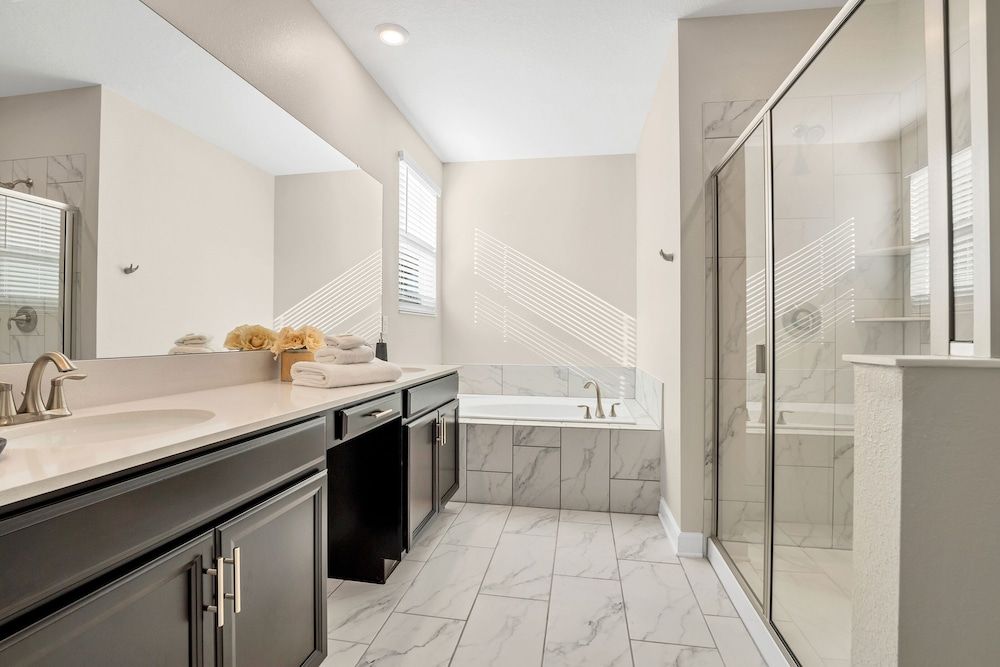 Fabulous 6 Bed Storey Lake Villa Pool & Spa 2145bmd Villa (2145BMD) 34