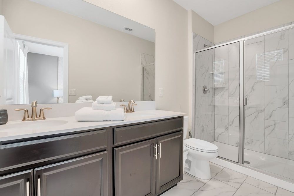 Fabulous 6 Bed Storey Lake Villa Pool & Spa 2145bmd Villa (2145BMD) 38