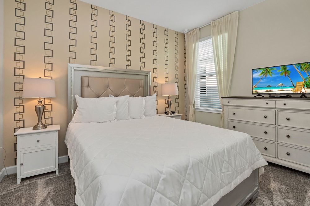 Fabulous 6 Bed Storey Lake Villa Pool & Spa 2145bmd Villa (2145BMD) 15