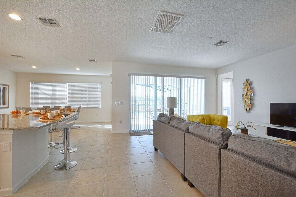 undefined Sonoma 3850 IHR 1025 7