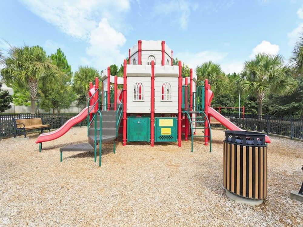 undefined 3 Bedroom Condo