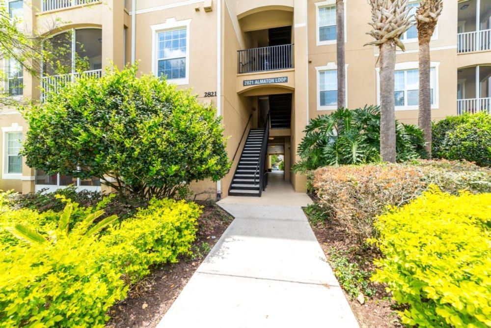 undefined 3 Bedroom Condo 2