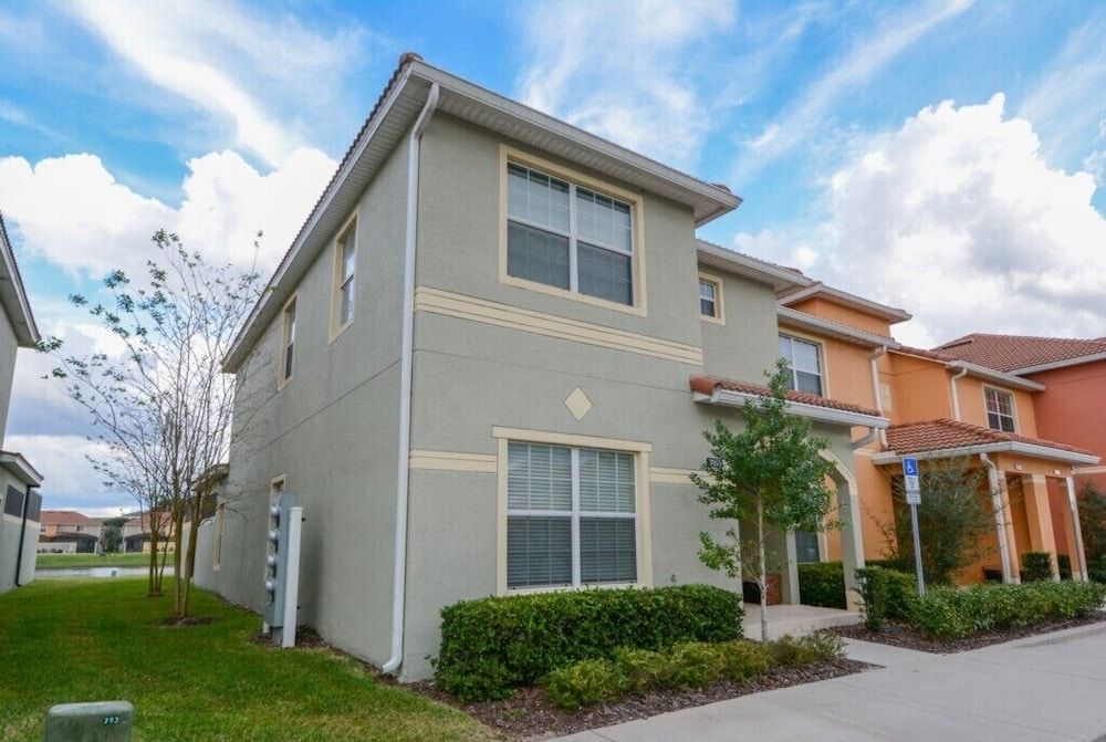 undefined Paradise Palms IHR 2007 3