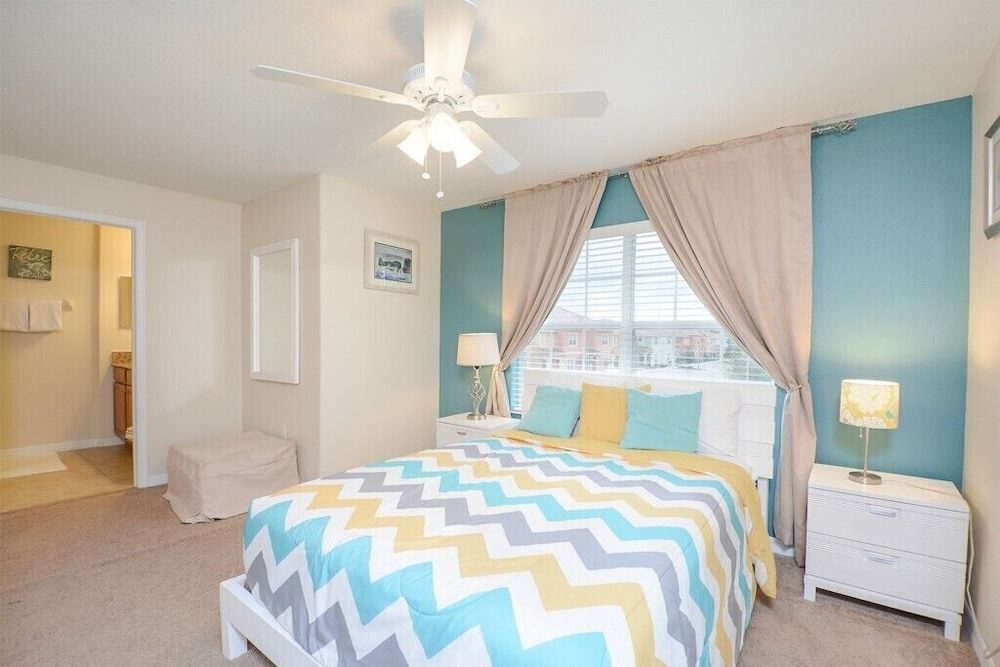 undefined Paradise Palms IHR 2007 6