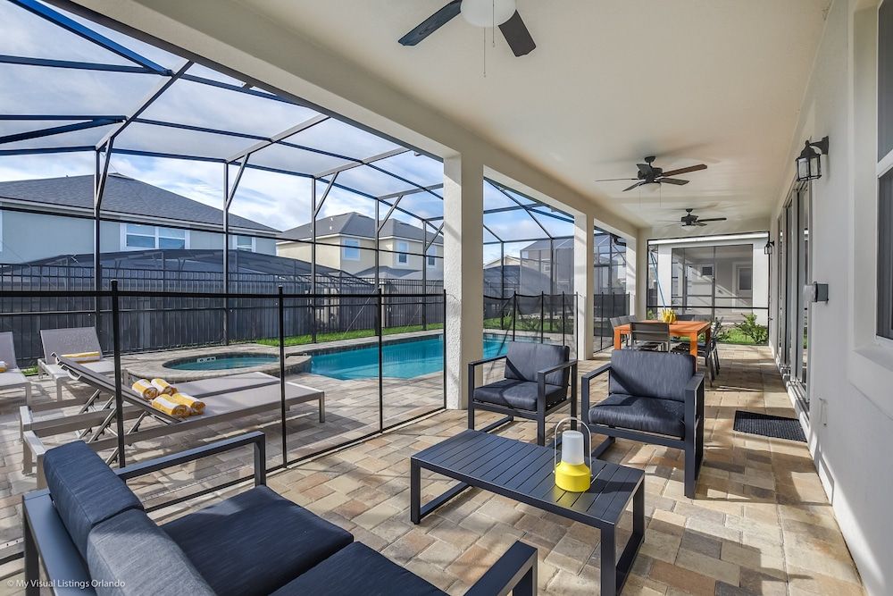 Luxury 6 Bed Villa With Saltwater Pool & Spa Villa 16