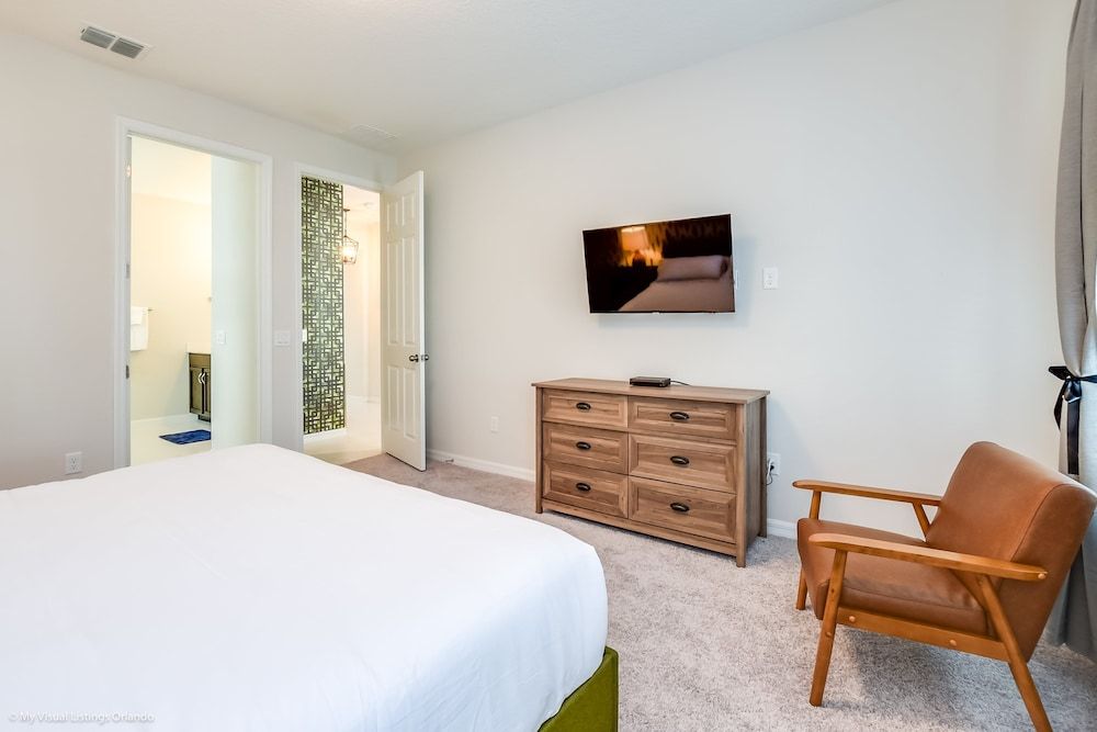 Luxury 6 Bed Villa With Saltwater Pool & Spa Villa