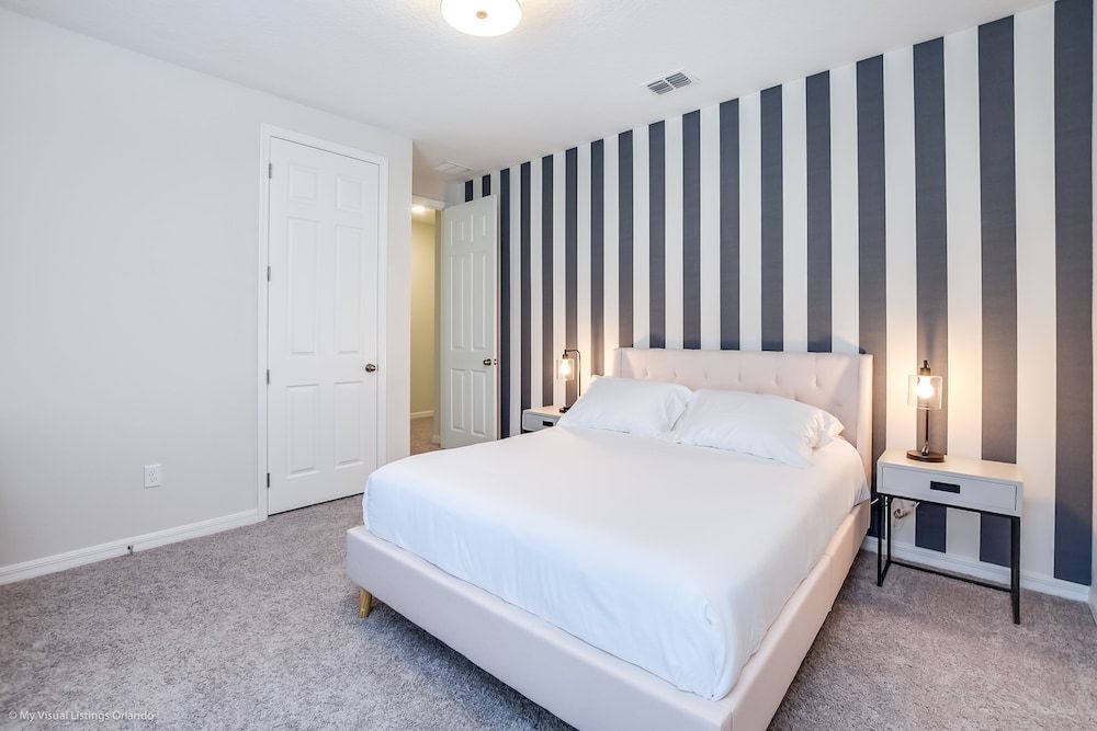 Luxury 6 Bed Villa With Saltwater Pool & Spa Villa 12