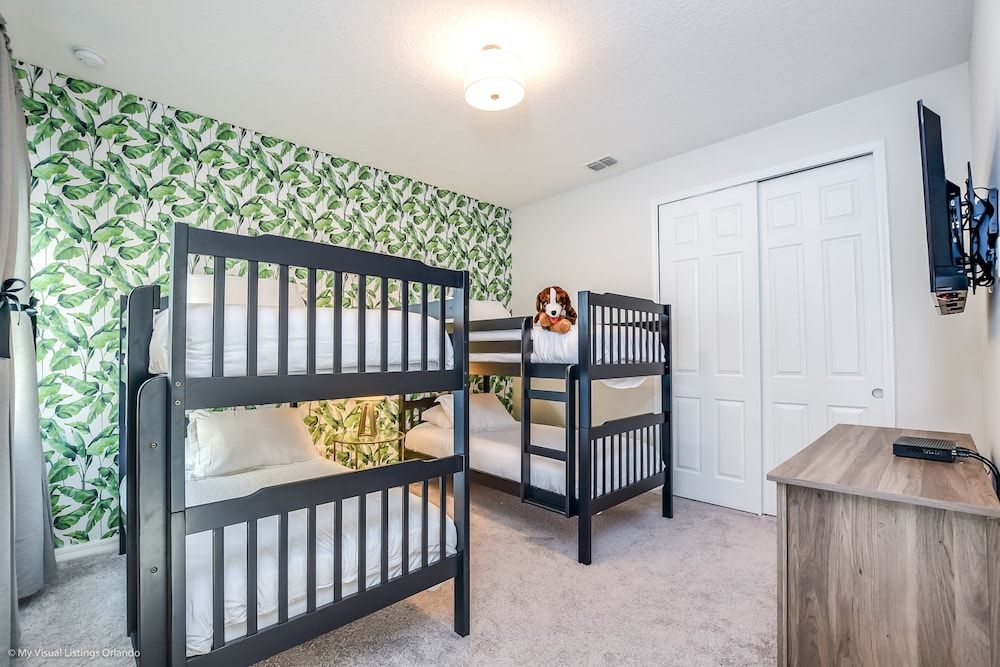 Luxury 6 Bed Villa With Saltwater Pool & Spa Villa 8