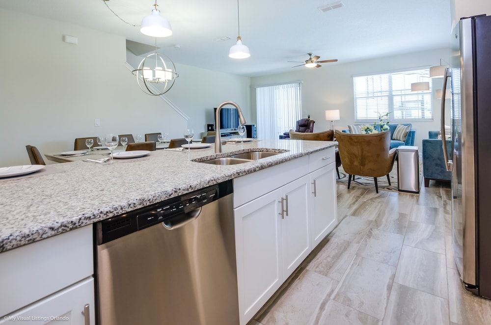 undefined 5 Bedroom House for 10 at Storey Lake 7