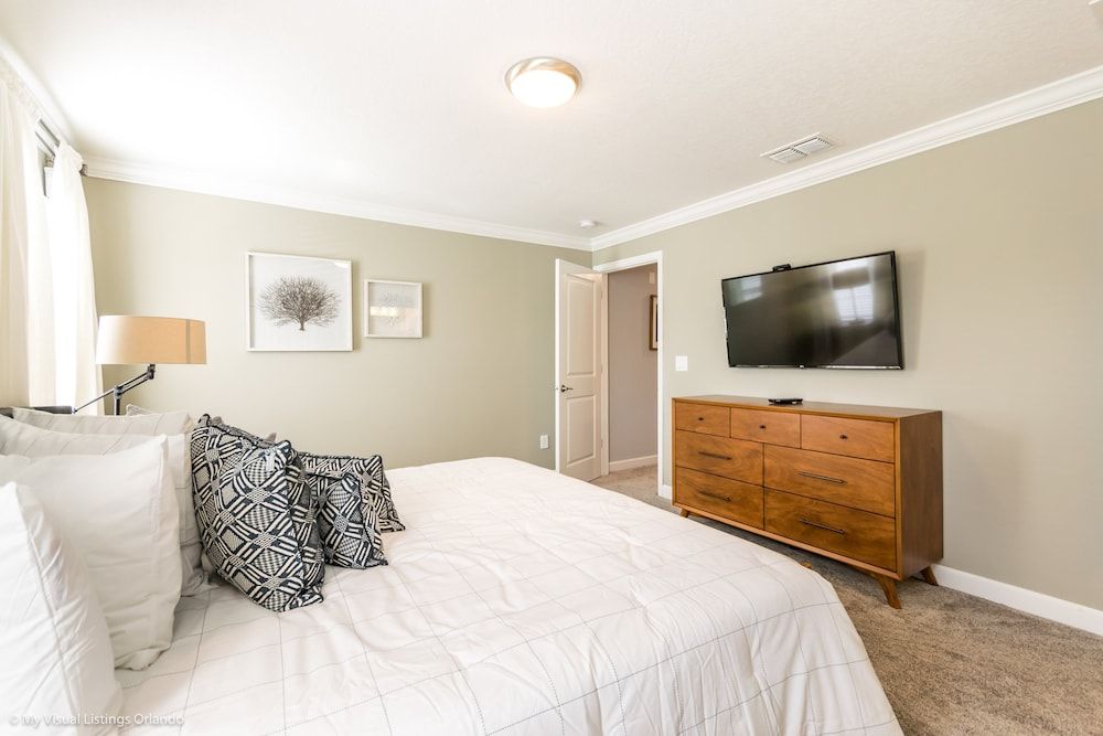 undefined Storey Lake Resort 4 Bedroom House 10