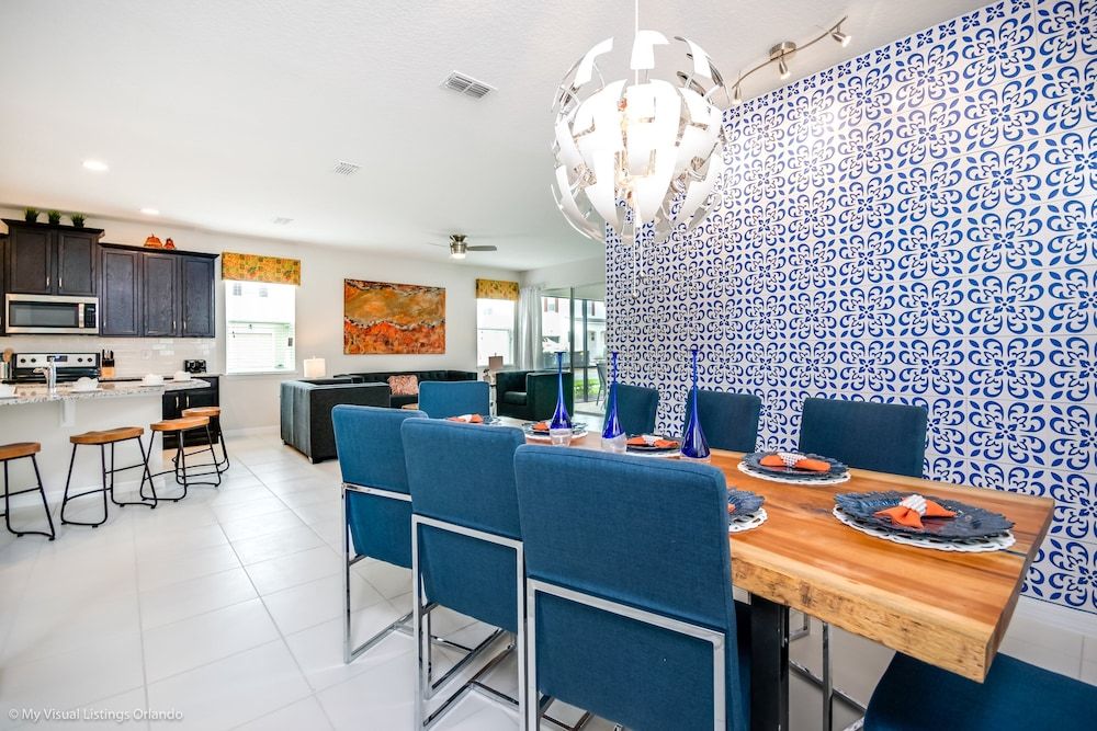 undefined 7 BD 5 BH Home Villa at Solara 5