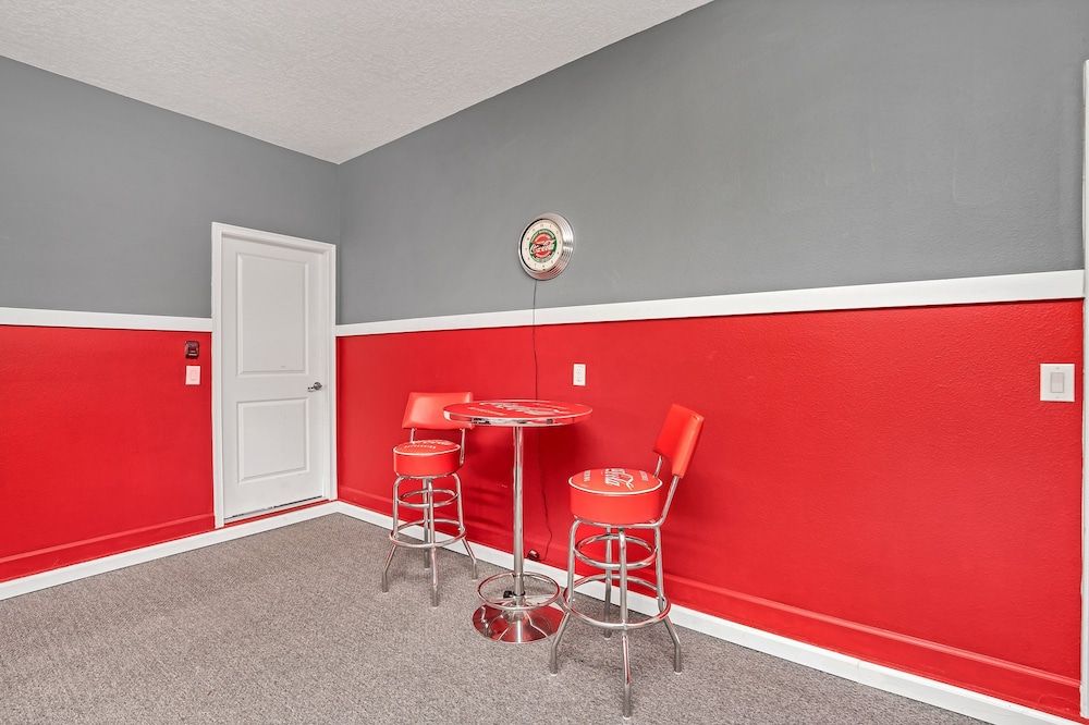 undefined 9 Bedroom Rental for 18 Guests 8