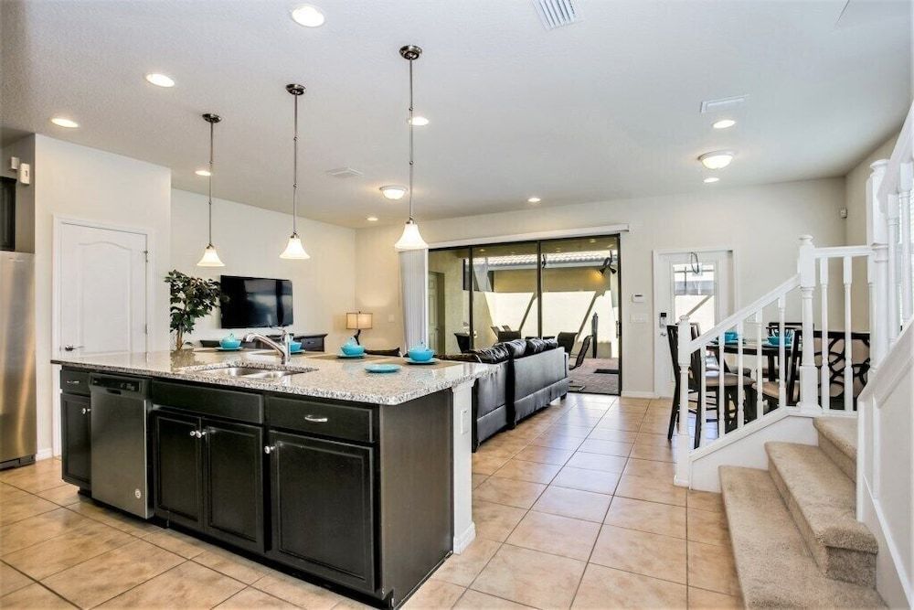 undefined 8932adriatico 5