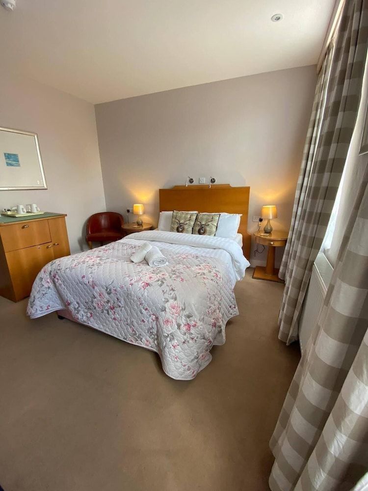 Antelope Inn Deluxe Double Room, Ensuite 2