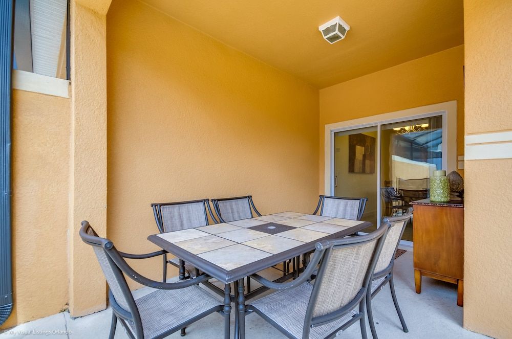 8962cuban House (8962CUBAN) 9