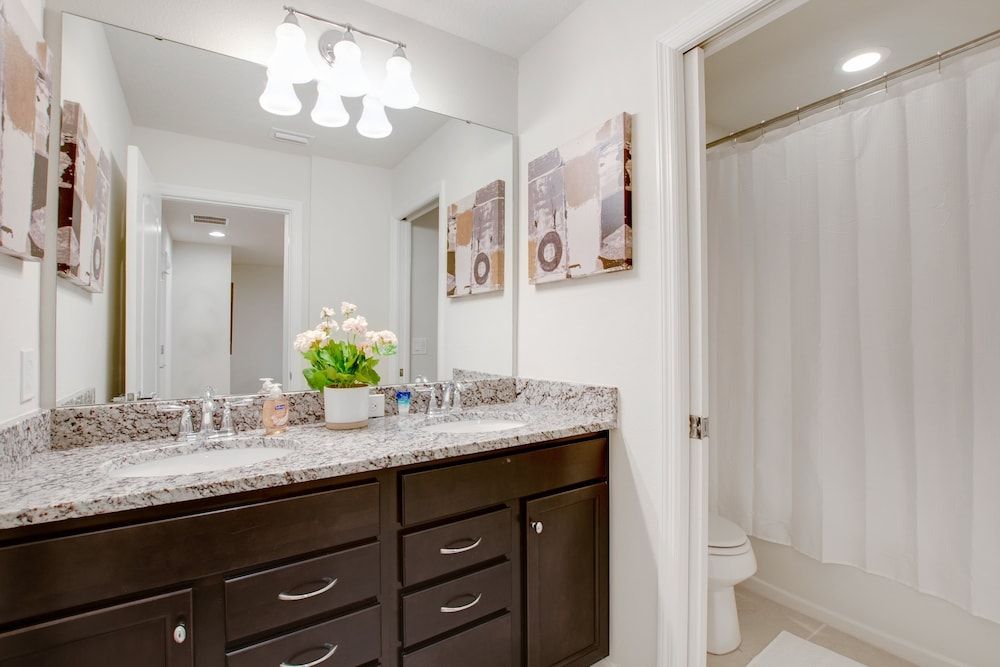 5 bed Town Home With Pool House (8909SYDNEY) 16