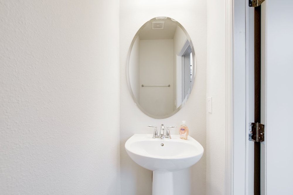 5 bed Town Home With Pool House (8909SYDNEY) 20