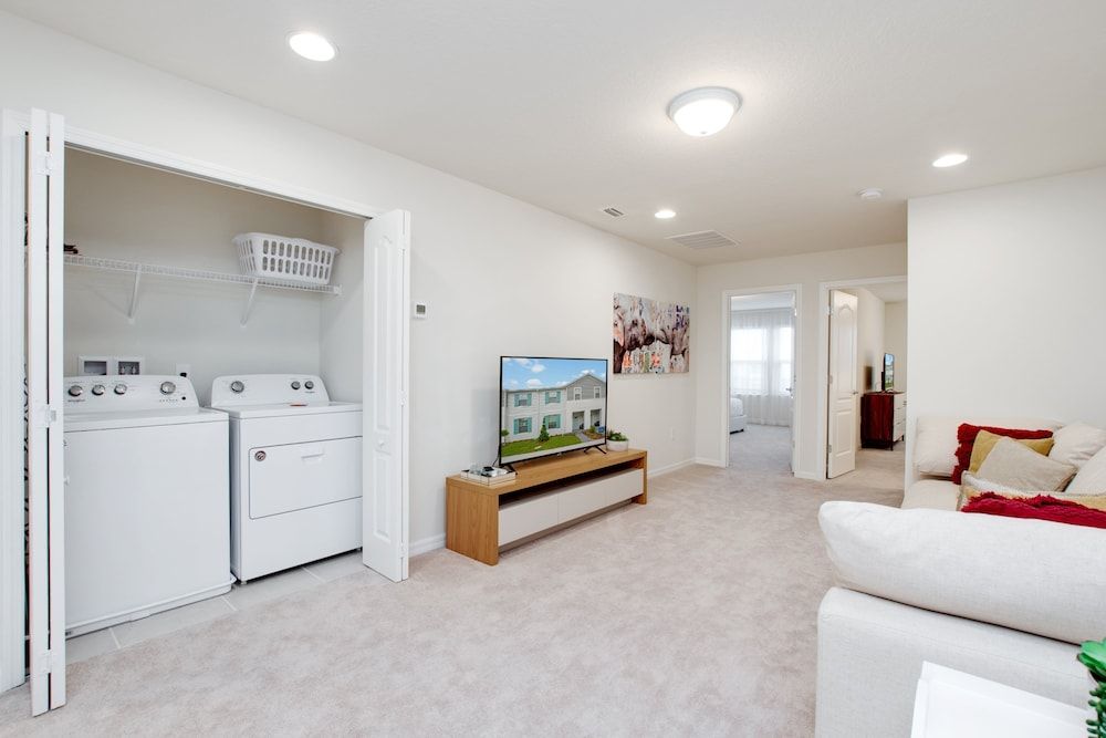 5 bed Town Home With Pool House (8909SYDNEY) 22