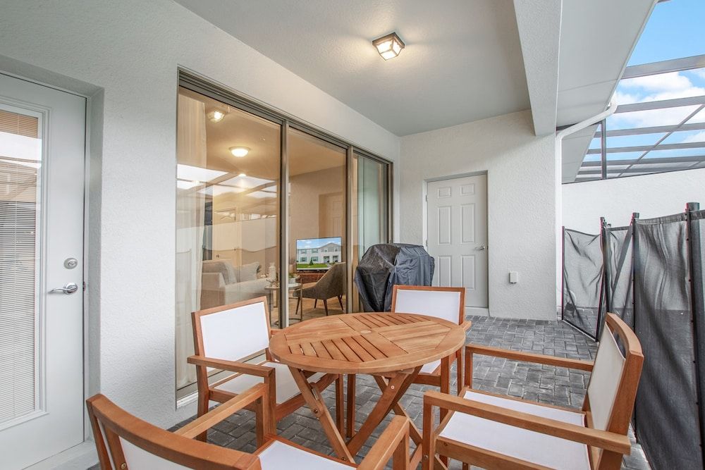 5 bed Town Home With Pool House (8909SYDNEY) 14