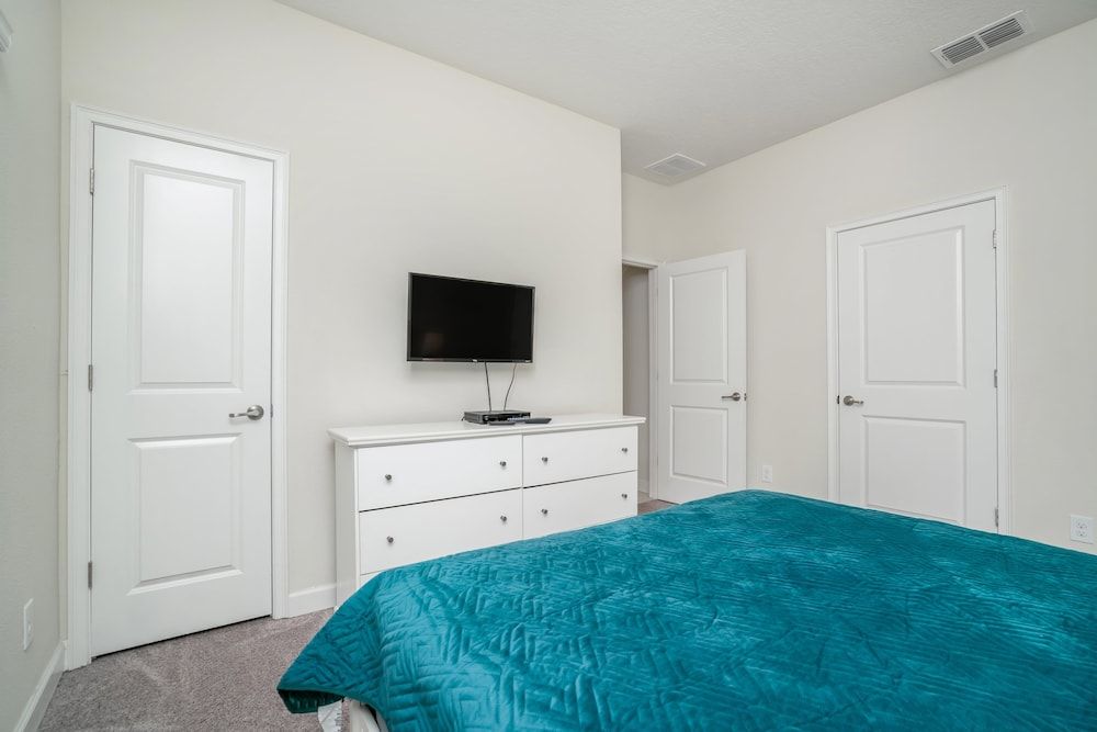 undefined Cozy 4 Bed 3 Ba Champions Gate Pool Home1566pd 8