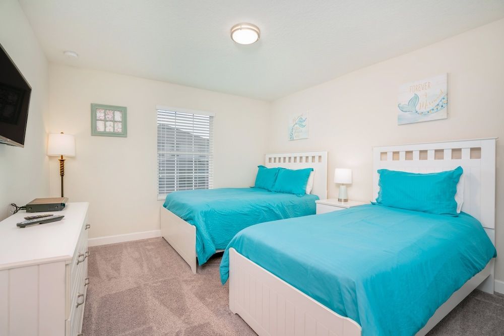 undefined Cozy 4 Bed 3 Ba Champions Gate Pool Home1566pd 9