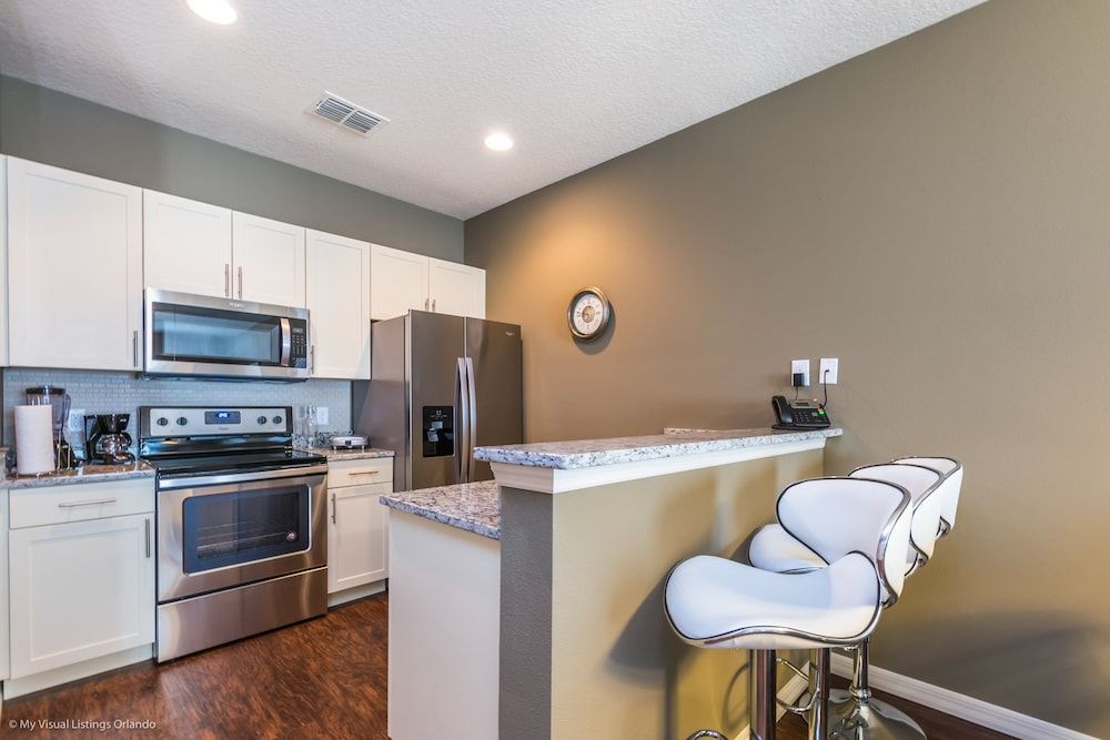 undefined 3 Bdrm West Lucaya Village 8