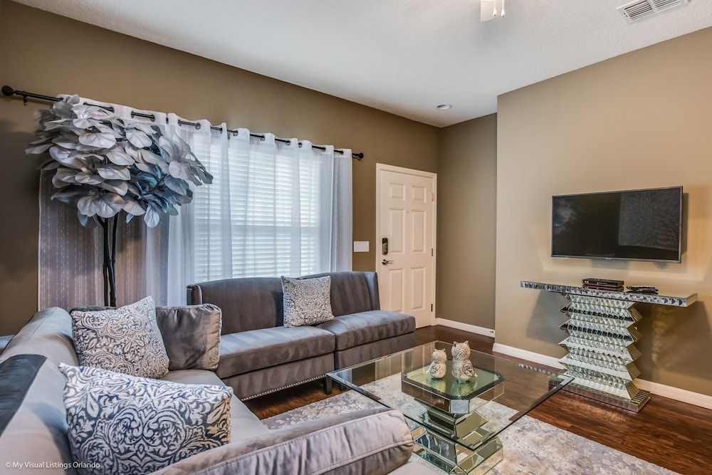 3 Bdrm West Lucaya Village House (3299CCP Lucaya Village Resort Townhom) 15