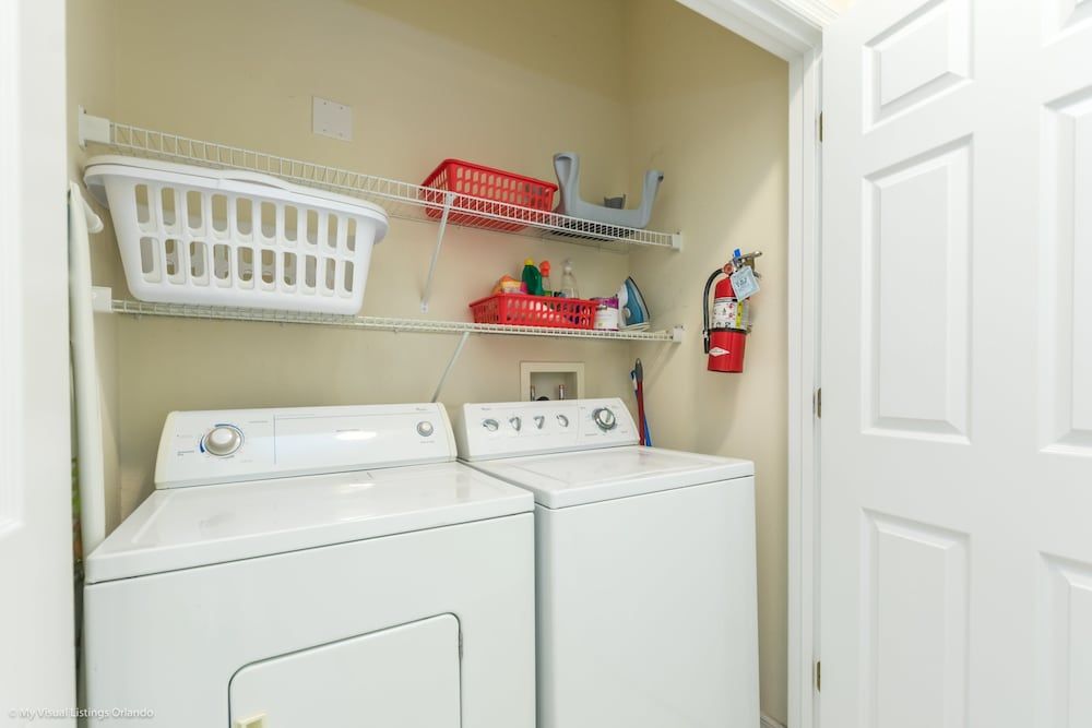 4 Bedroom Townhouse with Pool House (4 bed town home with full size pool C) 25