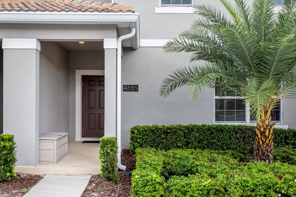 undefined 4885romeo 2