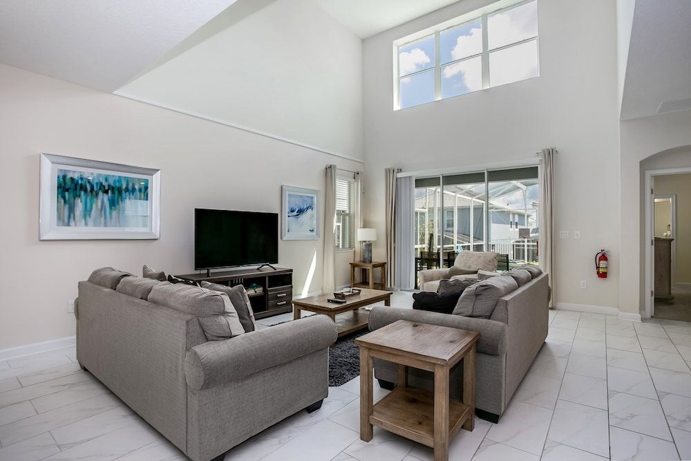 5 Bdrm Gated Golf Community Villa House (1585TEMPO) 22