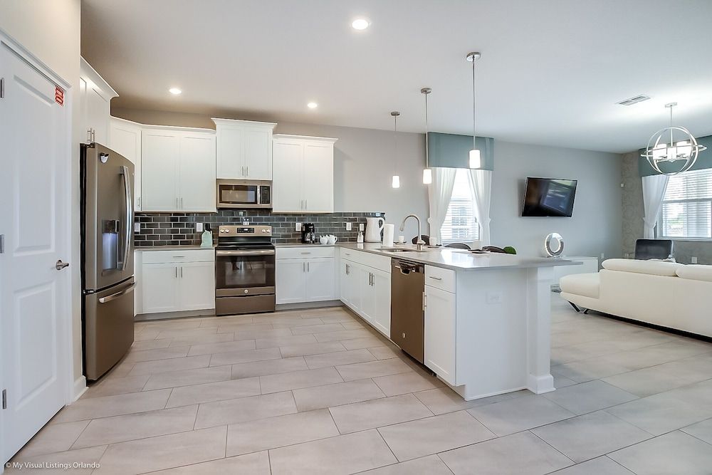 8915sd 8 Bedroom Resort Villa With Games R Villa (8915SD 8 Bedroom Resort Villa With G) 34