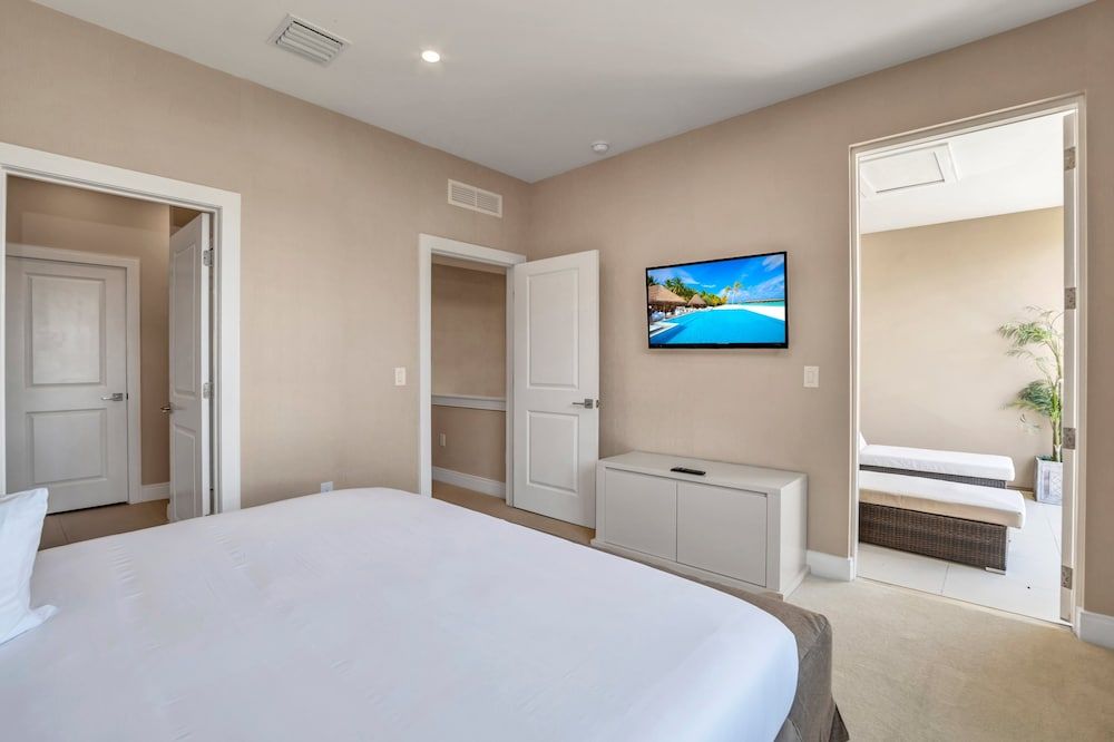 Modern Magic Village Resort Townhouse 7620 House (7620RECIFE) 6