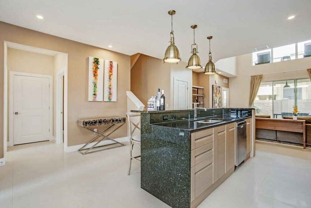 Modern Magic Village Resort Townhouse 7620 House (7620RECIFE) 16