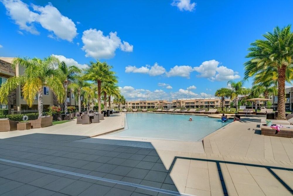 undefined Modern Magic Village Resort Townhouse 7620 8