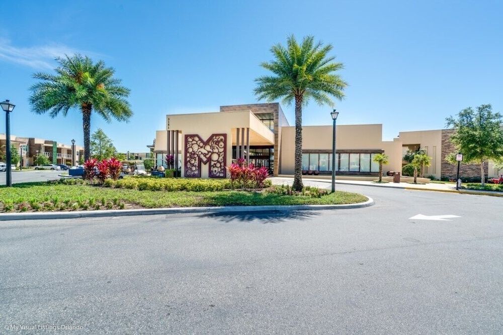 undefined Amazing 3 Bedroom Magic Village Townhome 7607re 6