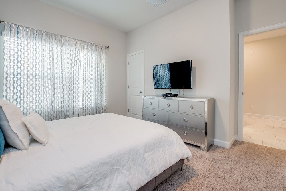 4 Bed 3 Ba Champions Gate Pool Home House (8933STINGER) 3