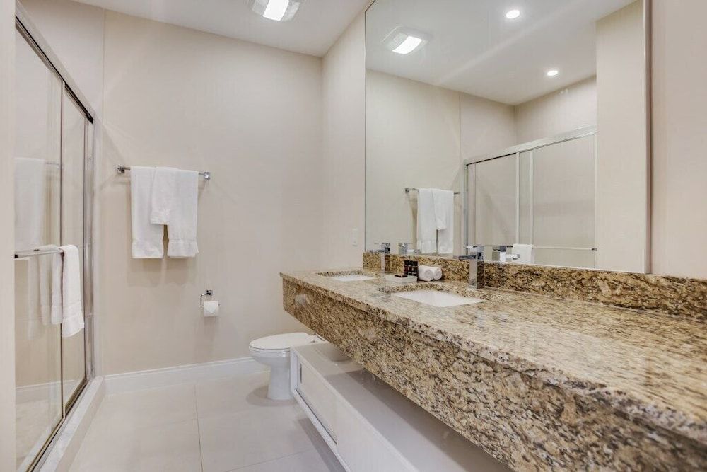 7577brooklin House (7577Brooklin) 33