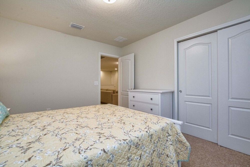 undefined Windsor-4 Bed W/splashpool-3812ww 4 Bedroom Townhouse by Redawning 6