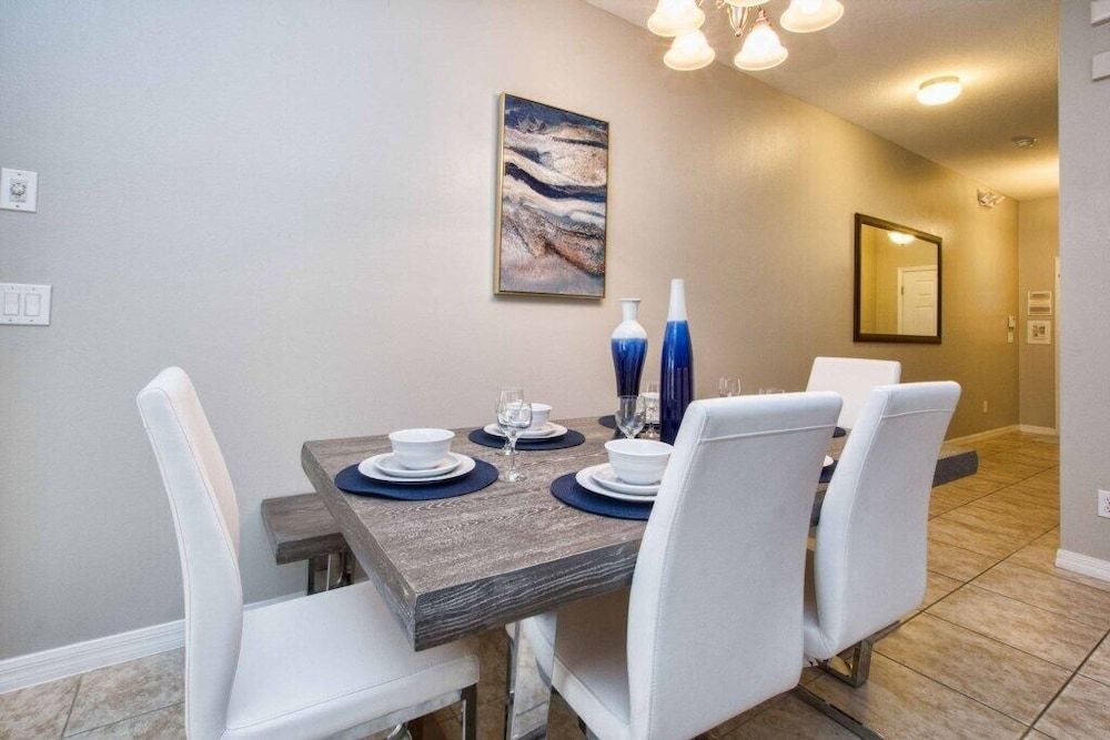 Paradise Palms-4 Bed Townhome W/spashpool-3015pp 4 Bedroom Townhouse by RedAwning Townhome, 4 Bedrooms 15