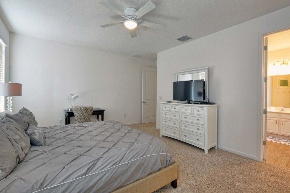 Sonoma- 7 Bedroom Pool - 1852SN Home by RedAwning House, Multiple Bedrooms 13