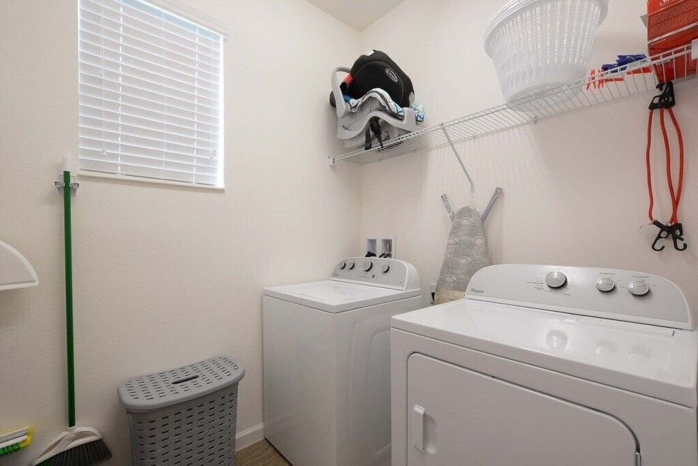 Sonoma- 7 Bedroom Pool - 1852SN Home by RedAwning House, Multiple Bedrooms 23