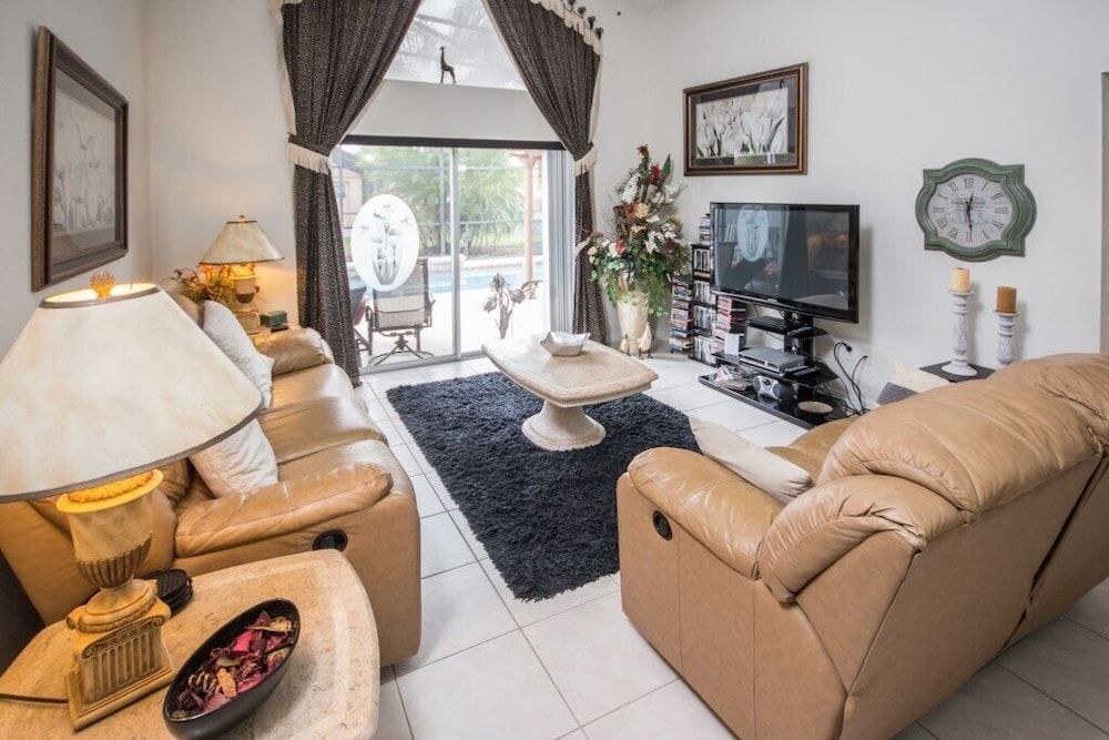 undefined Private Pool In Seasons Villa 4 Bedroom Home by RedAwning