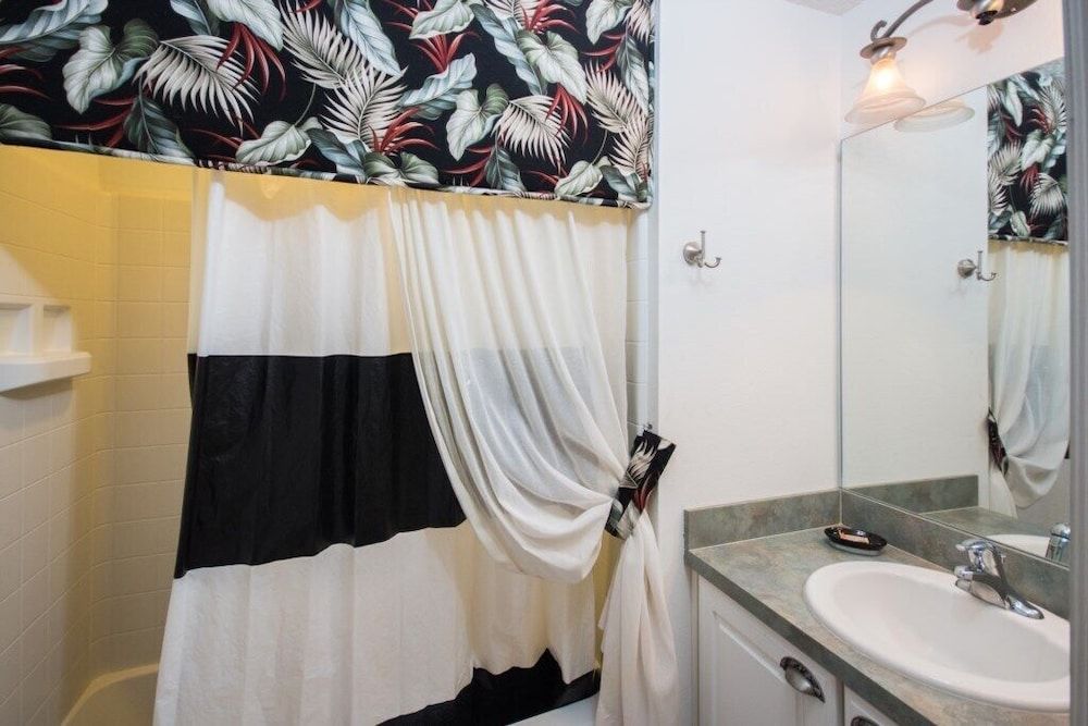 Private Pool In Seasons Villa 4 Bedroom Home by RedAwning House, 4 Bedrooms 6