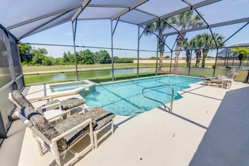 undefined Lou's Indian Creek 4 Bedroom Home by Redawning 4