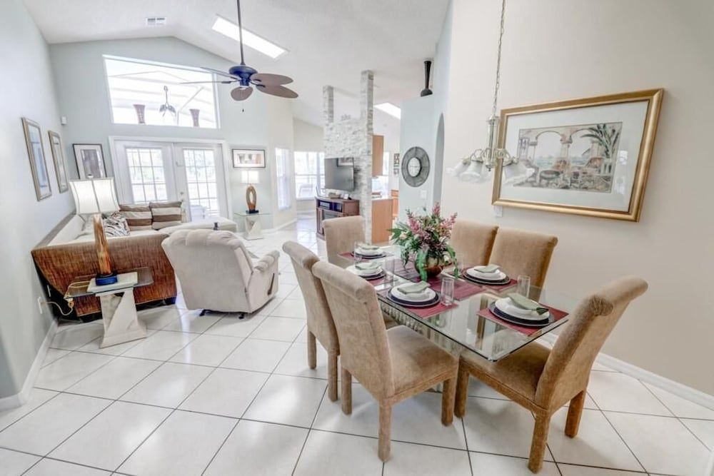 undefined Lou's Indian Creek 4 Bedroom Home by Redawning 10